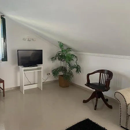 A Casa De Sisan