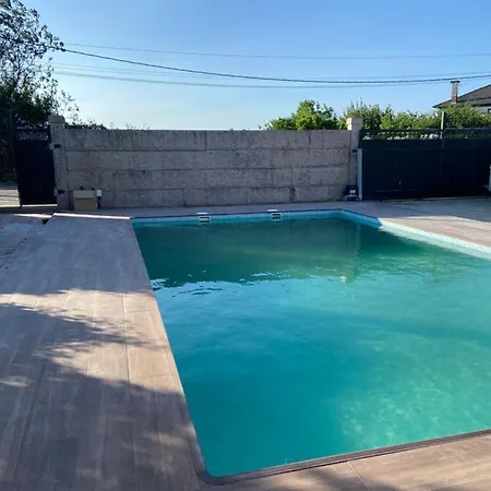 בית נופש A Casa De Sisan